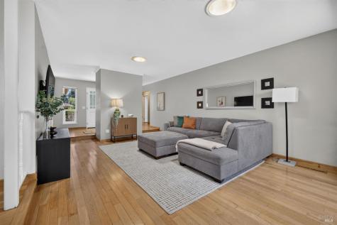 165 Pope Court Santa Rosa CA 95405