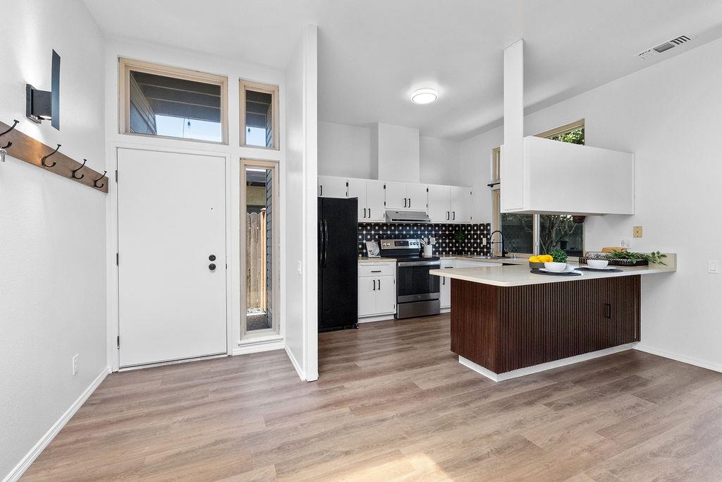924 Del Oro Place Woodland CA 95695