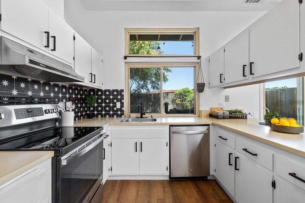 924 Del Oro Place Woodland CA 95695