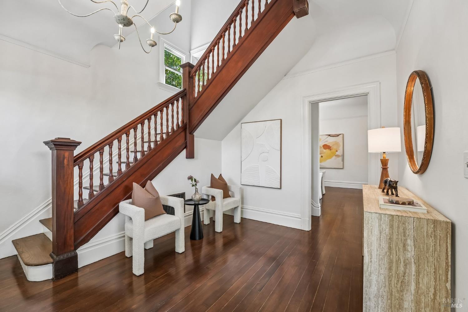 2064 Alameda Avenue Alameda CA 94501