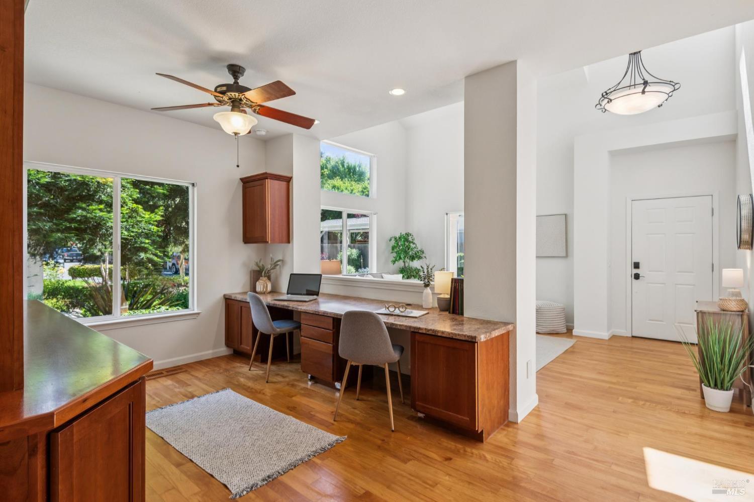 814 Cobbler Lane Petaluma CA 94952