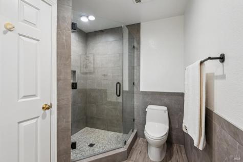 814 Cobbler Lane Petaluma CA 94952