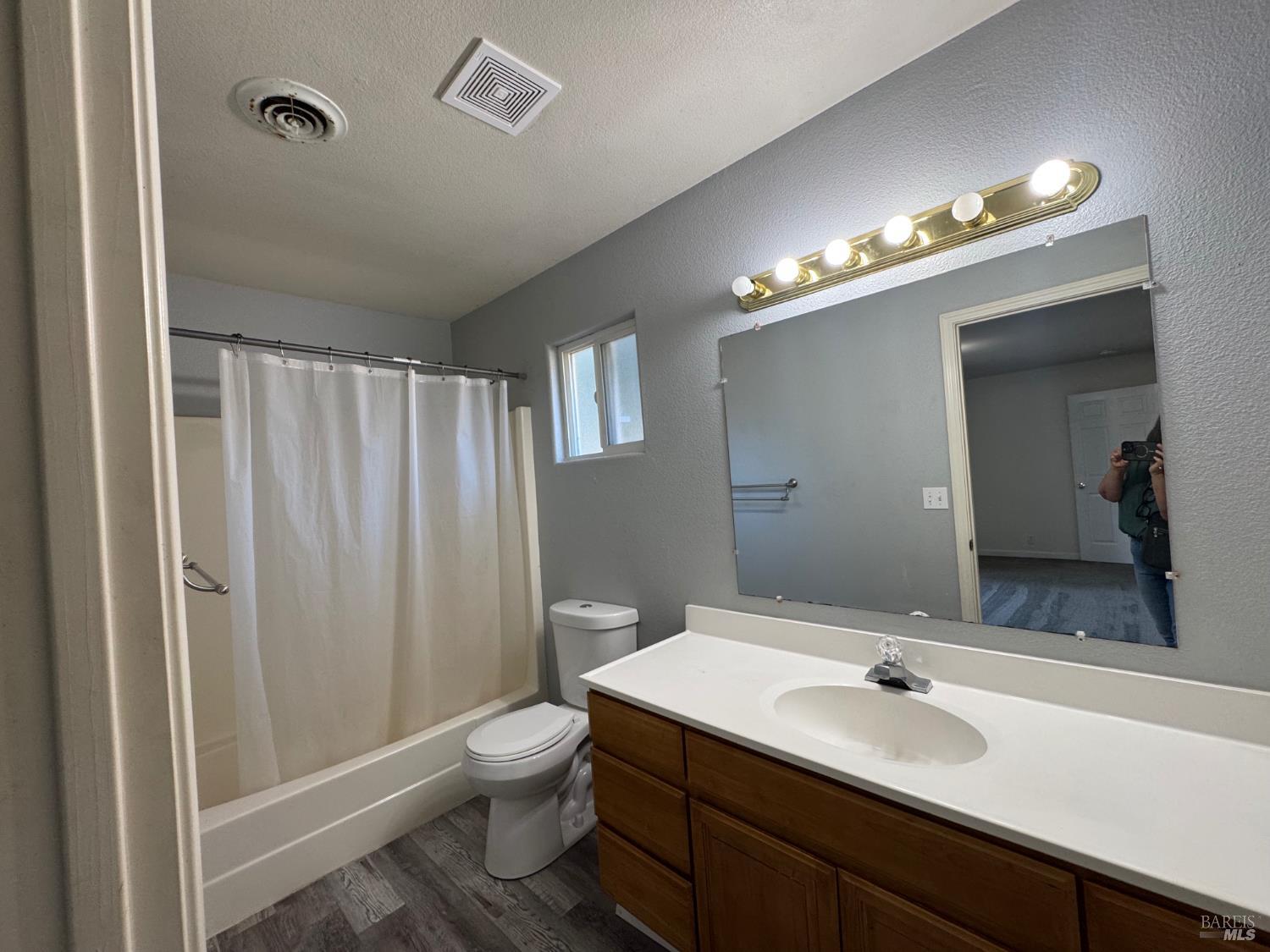 3158 14th Street Clearlake CA 95422