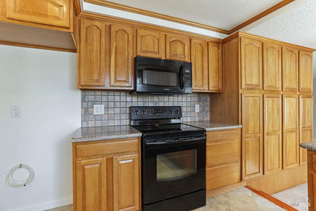 141 Ashton Street Vallejo CA 94591