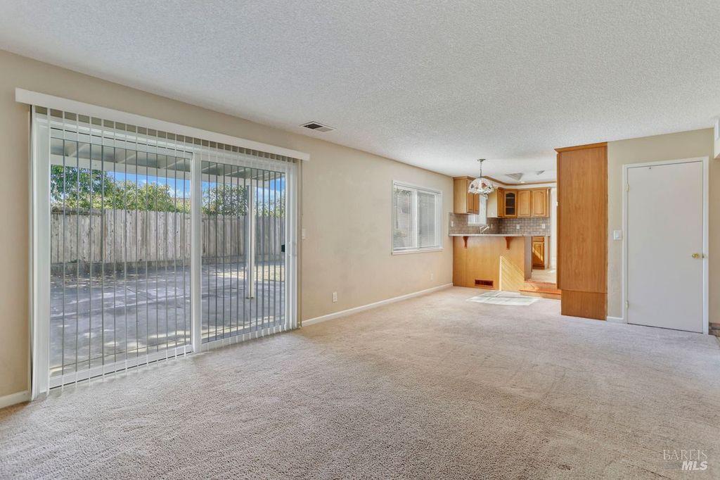 141 Ashton Street Vallejo CA 94591