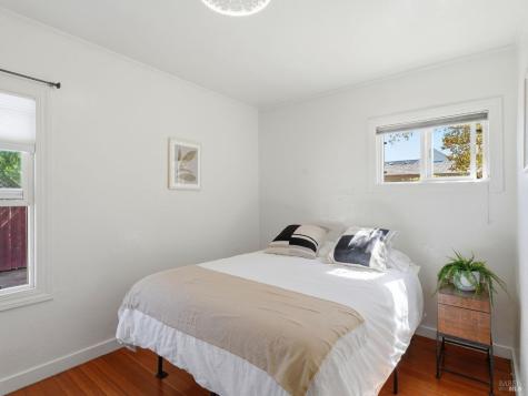 433 NE Lincoln Street Santa Rosa CA 95401