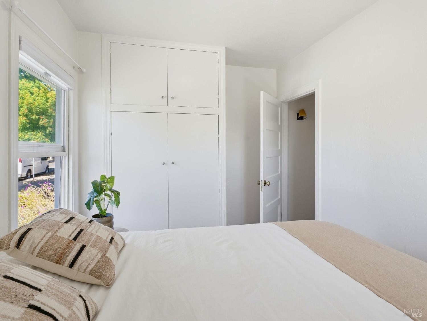 433 NE Lincoln Street Santa Rosa CA 95401