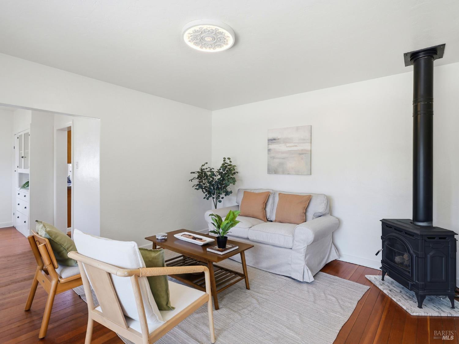 433 NE Lincoln Street Santa Rosa CA 95401