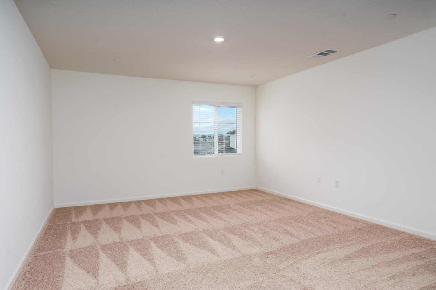 2262 George Court Newman CA 95360