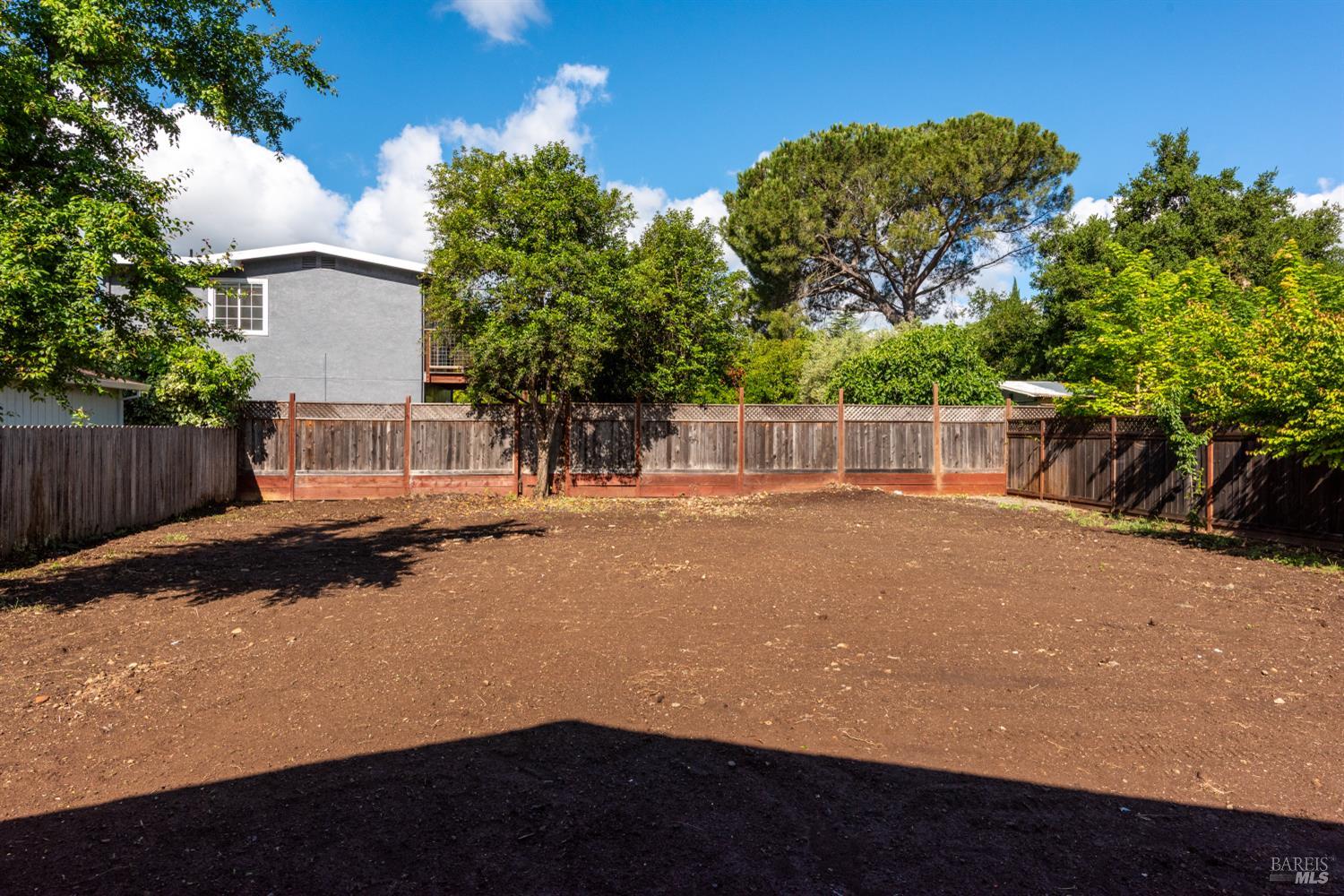 18917 Lomita Avenue Sonoma CA 95476