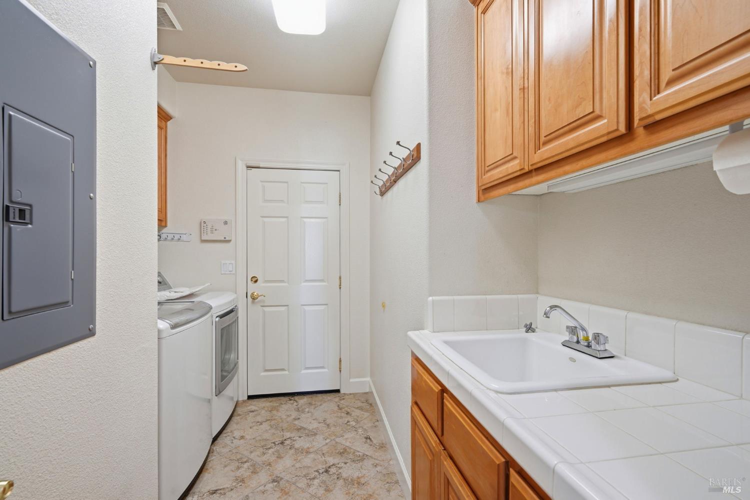 33 Pepper Creek Way Novato CA 94947