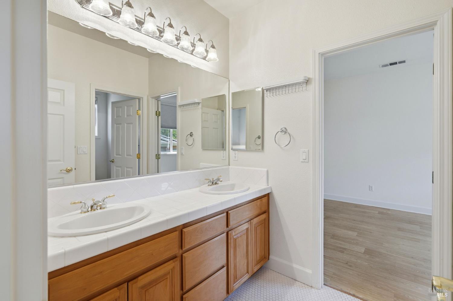 33 Pepper Creek Way Novato CA 94947
