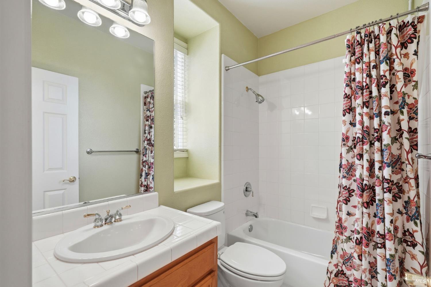 33 Pepper Creek Way Novato CA 94947