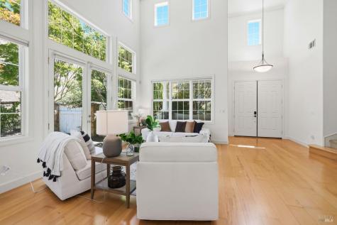 33 Pepper Creek Way Novato CA 94947