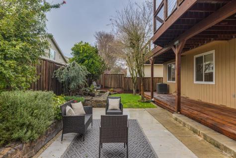 1216 Mateo Drive Rohnert Park CA 94928