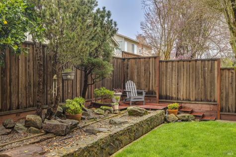 1216 Mateo Drive Rohnert Park CA 94928