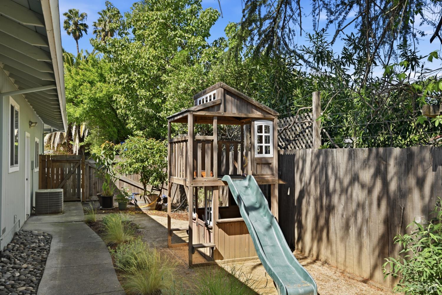 17217 Vailetti Drive Sonoma CA 95476