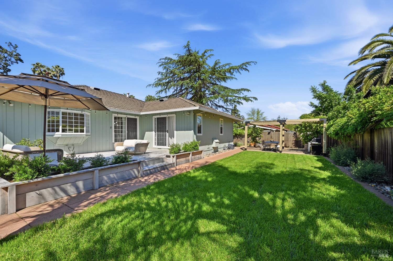 17217 Vailetti Drive Sonoma CA 95476