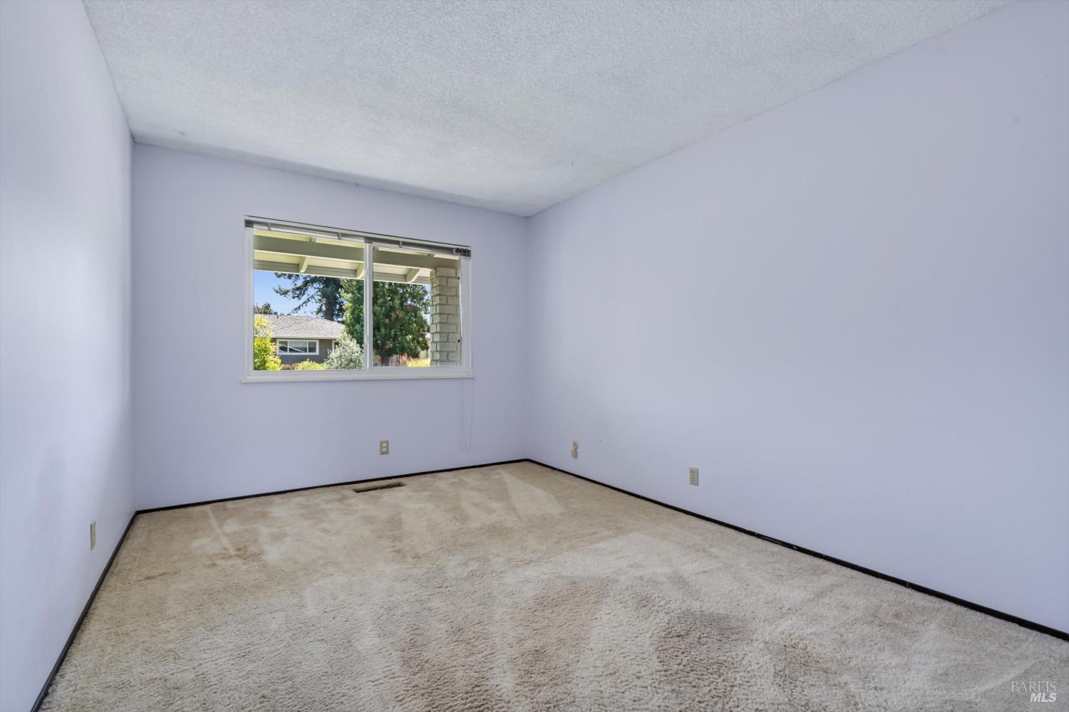 2908 Joyce Street Santa Rosa CA 95405