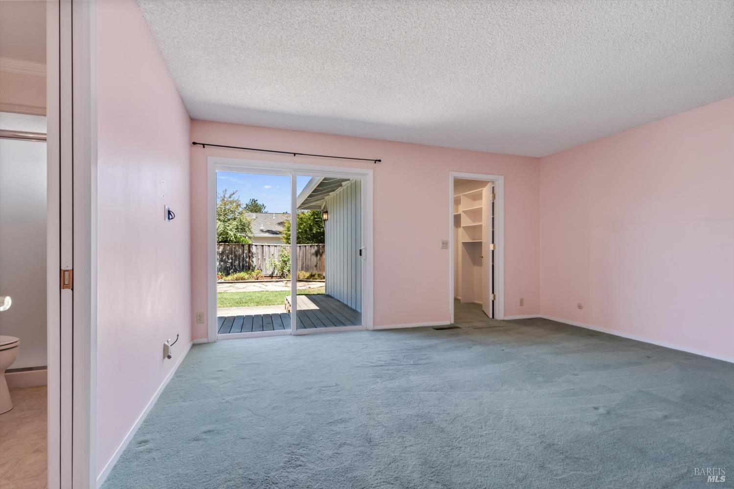 2908 Joyce Street Santa Rosa CA 95405