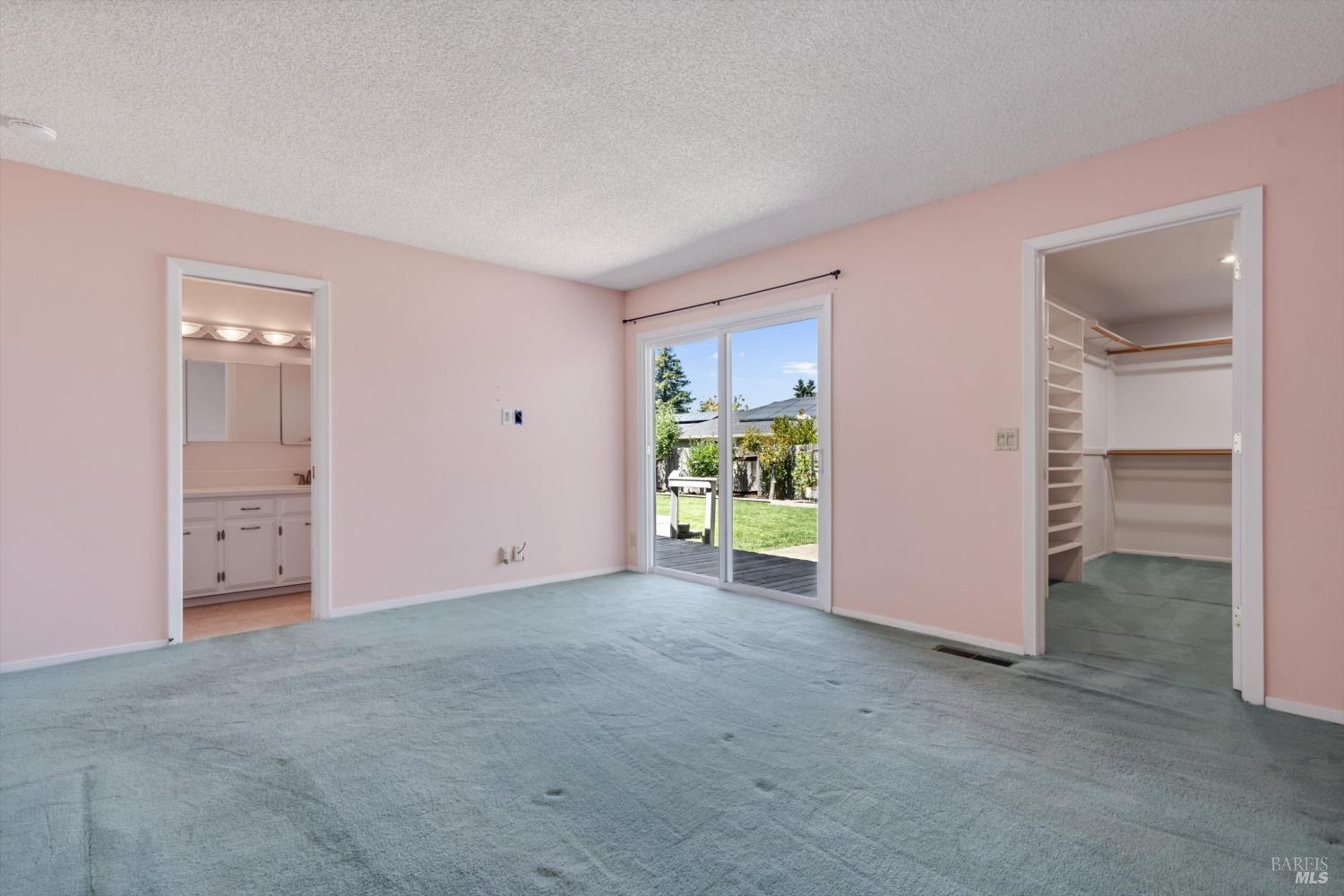 2908 Joyce Street Santa Rosa CA 95405