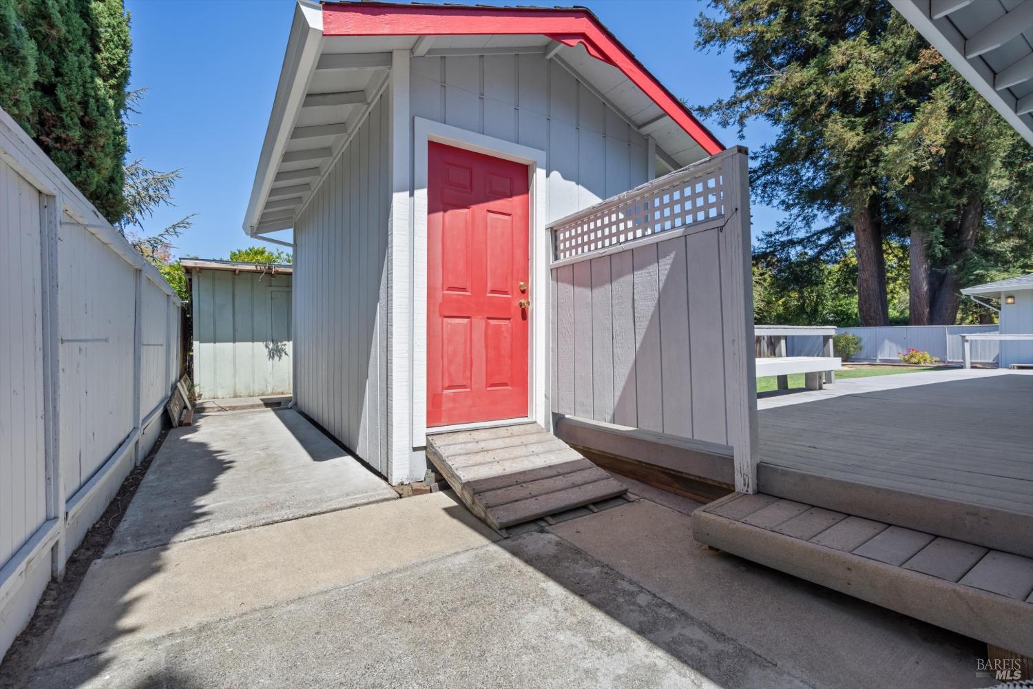 2908 Joyce Street Santa Rosa CA 95405