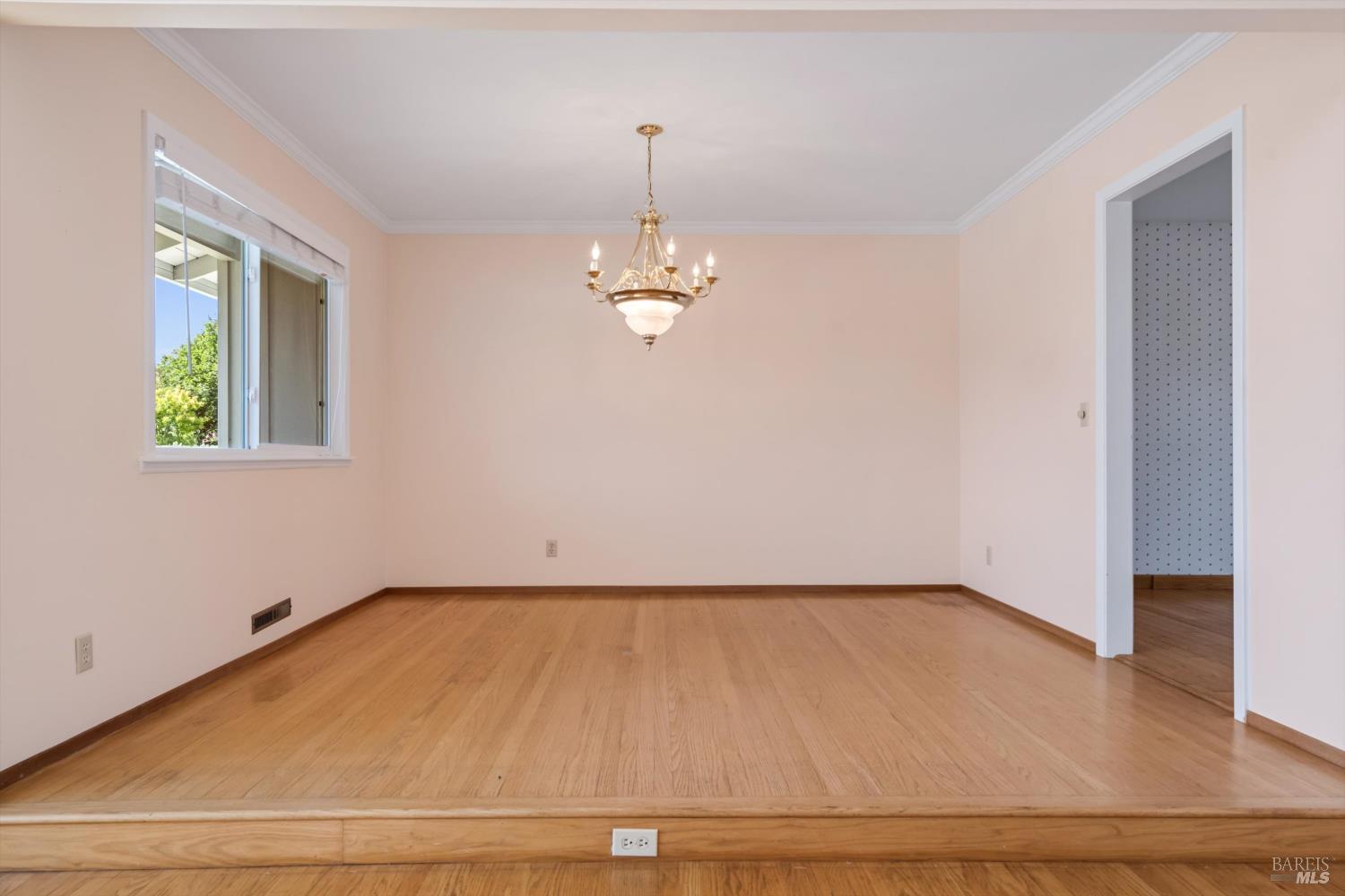 2908 Joyce Street Santa Rosa CA 95405