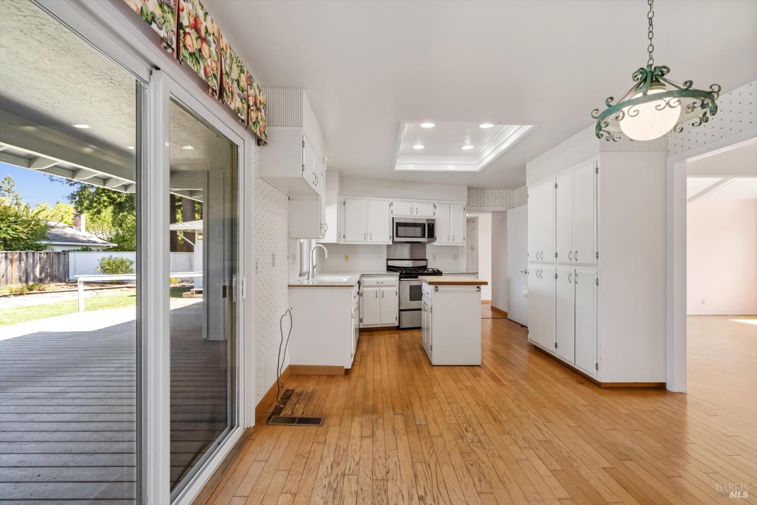 2908 Joyce Street Santa Rosa CA 95405