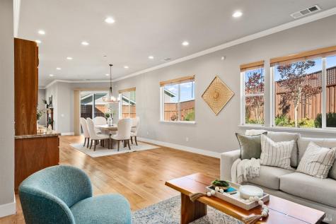 1972 Gardenview Circle Santa Rosa CA 95403