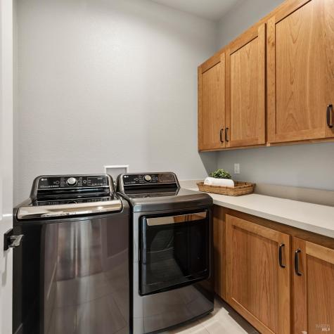 1972 Gardenview Circle Santa Rosa CA 95403