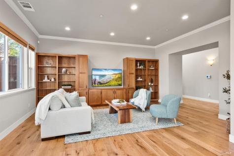 1972 Gardenview Circle Santa Rosa CA 95403