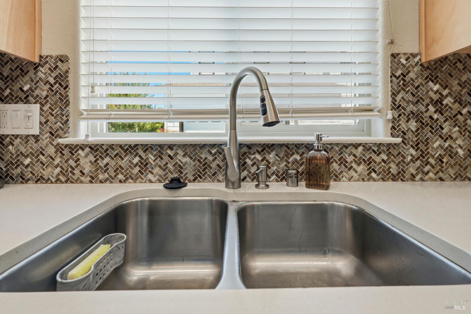 2318 Avignon Circle Santa Rosa CA 95403