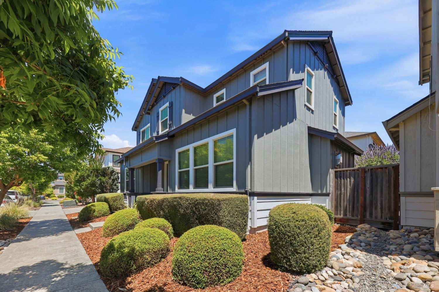 2318 Avignon Circle Santa Rosa CA 95403