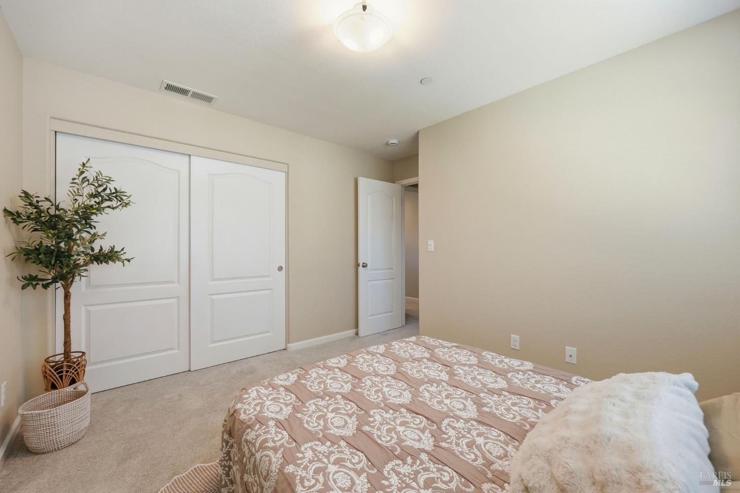 2318 Avignon Circle Santa Rosa CA 95403