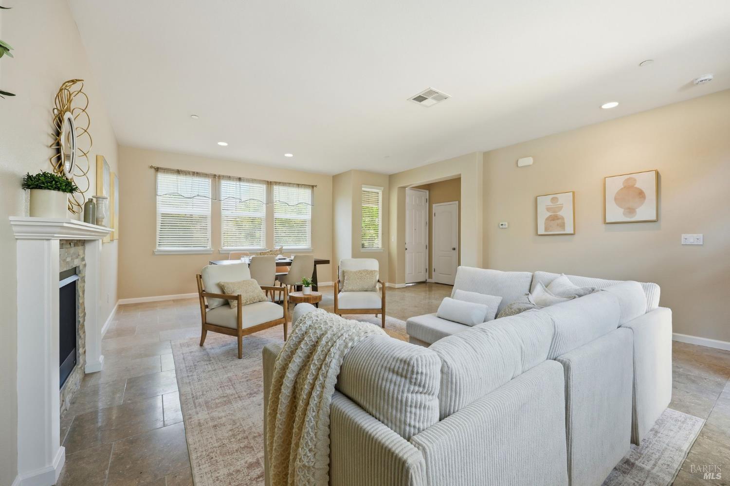 2318 Avignon Circle Santa Rosa CA 95403