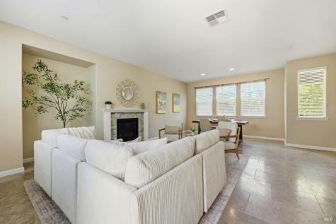 2318 Avignon Circle Santa Rosa CA 95403