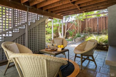 2 Brooke Drive Novato CA 94947