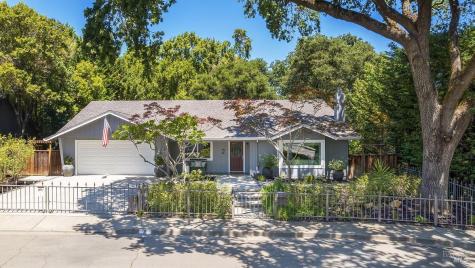 2 Brooke Drive Novato CA 94947