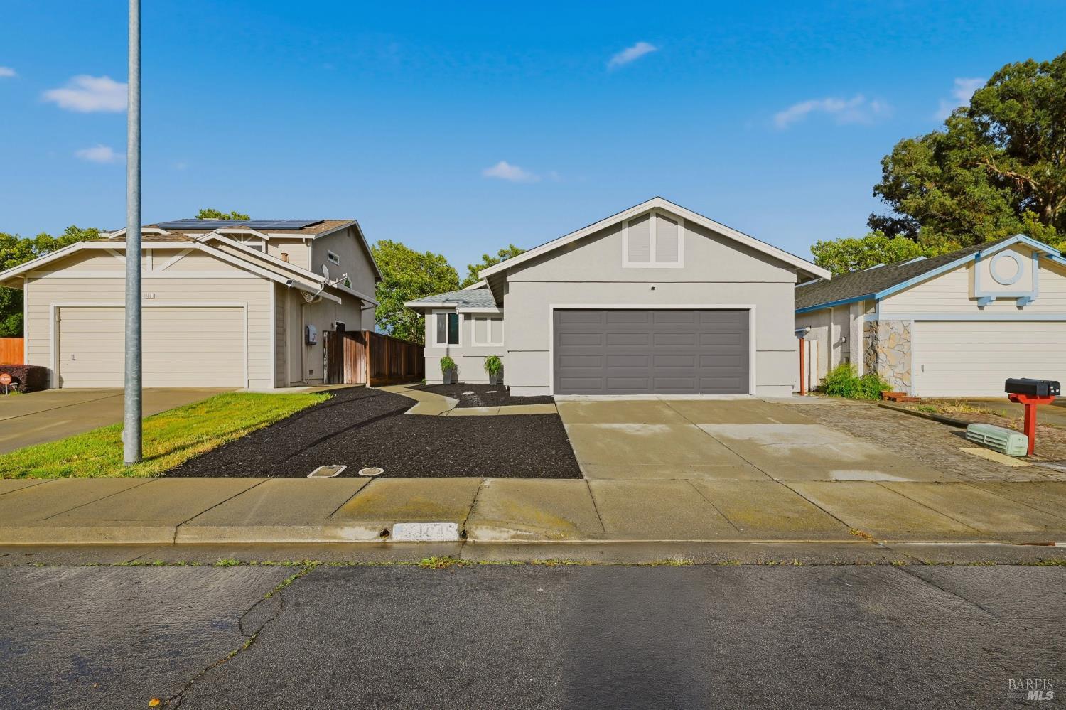 1045 Camellia Lane Suisun City CA 94585