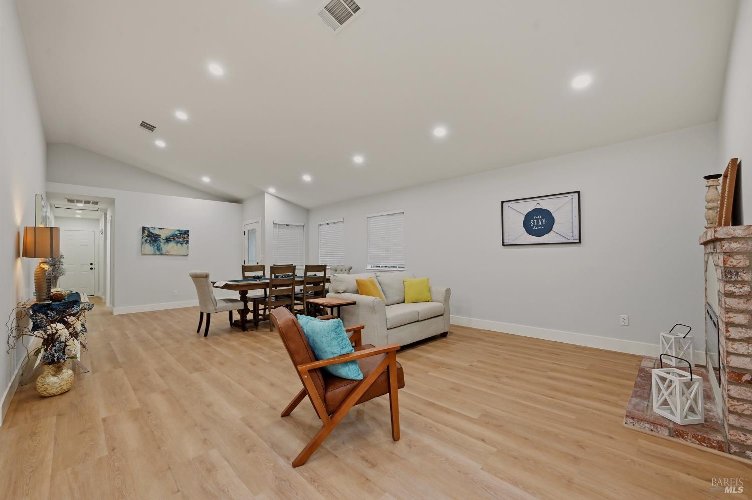 1045 Camellia Lane Suisun City CA 94585