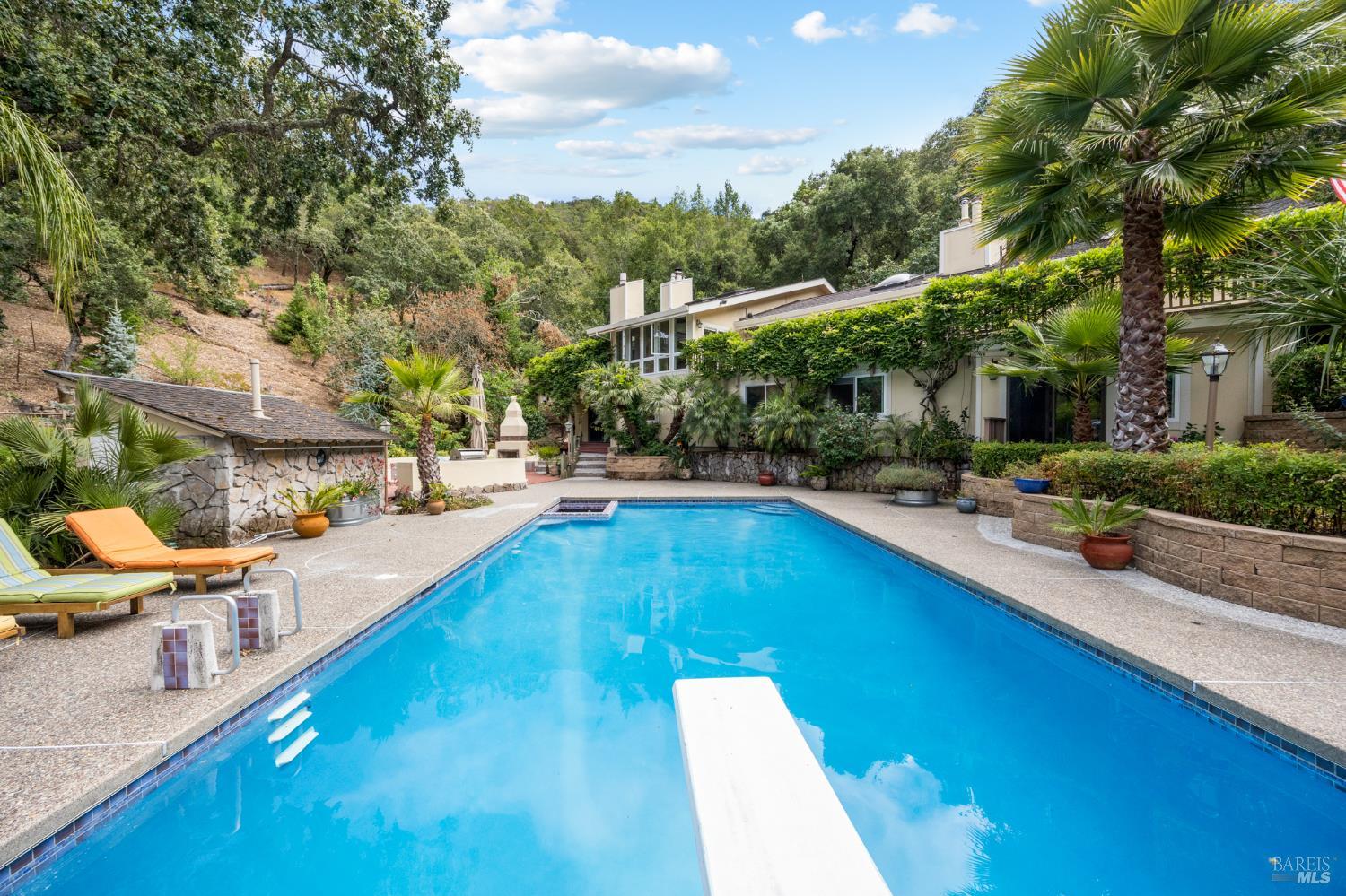 37 Carnoustie Drive Novato CA 94949