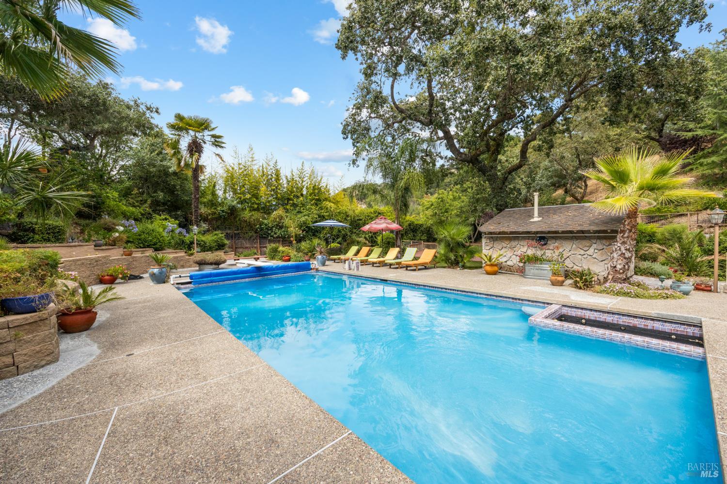 37 Carnoustie Drive Novato CA 94949