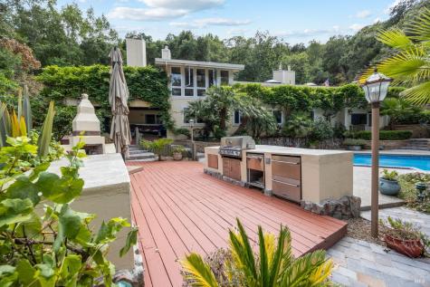 37 Carnoustie Drive Novato CA 94949