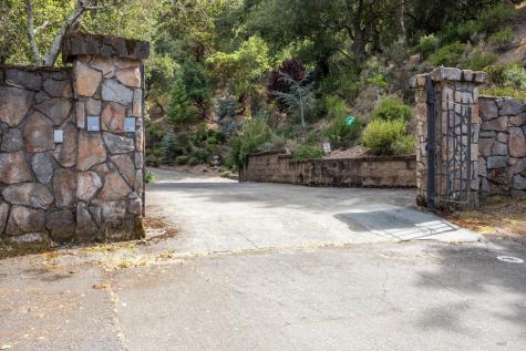37 Carnoustie Drive Novato CA 94949