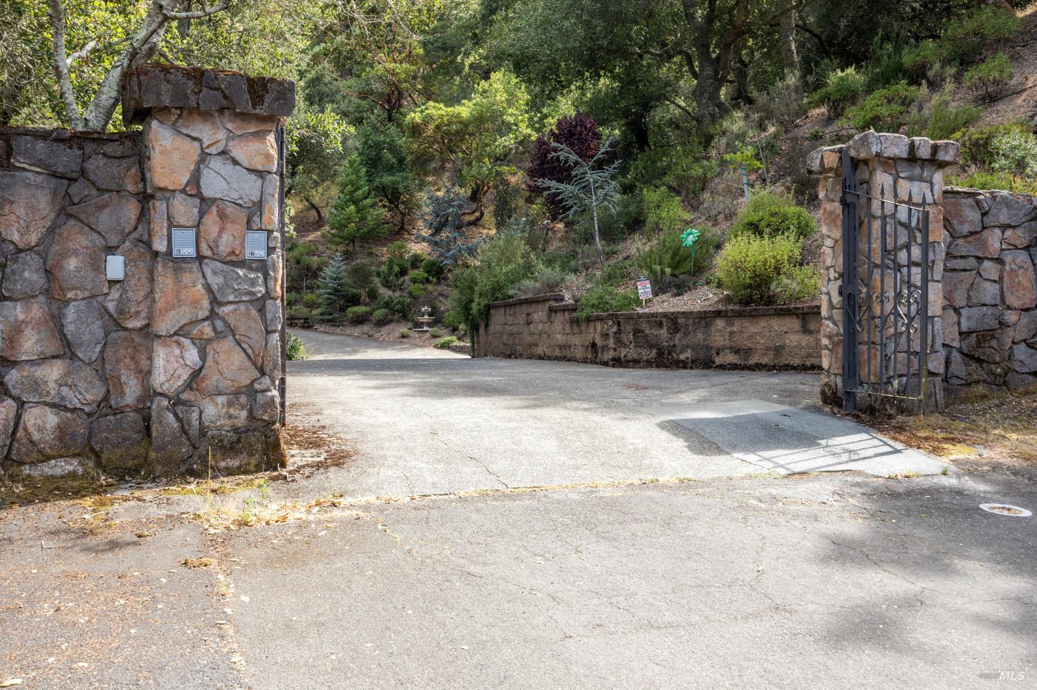 37 Carnoustie Drive Novato CA 94949