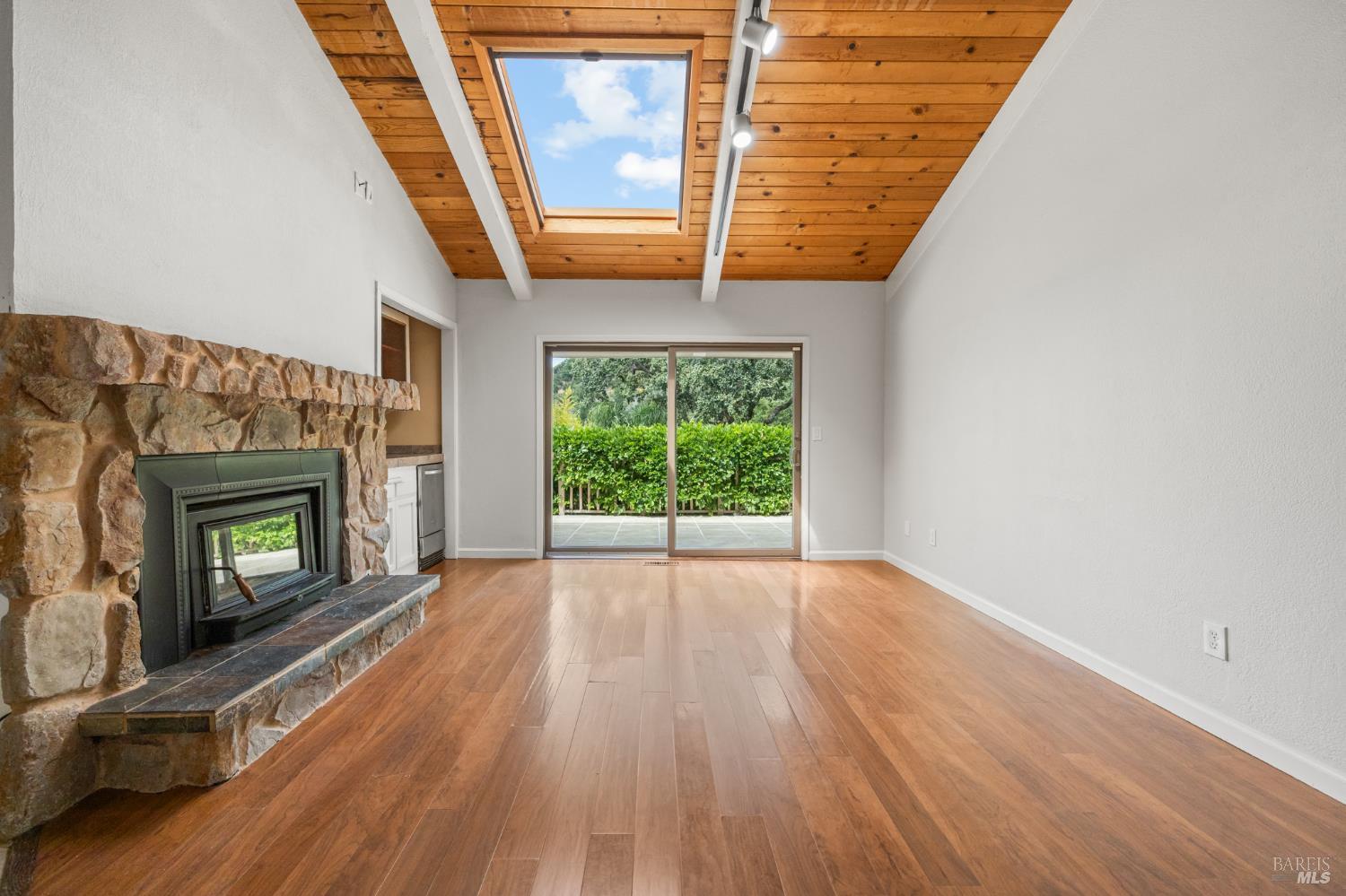 37 Carnoustie Drive Novato CA 94949