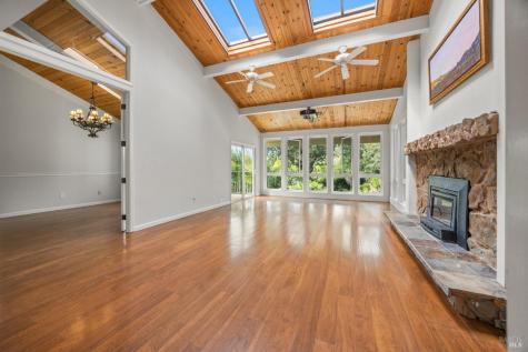 37 Carnoustie Drive Novato CA 94949