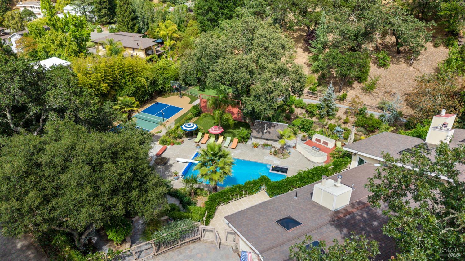37 Carnoustie Drive Novato CA 94949
