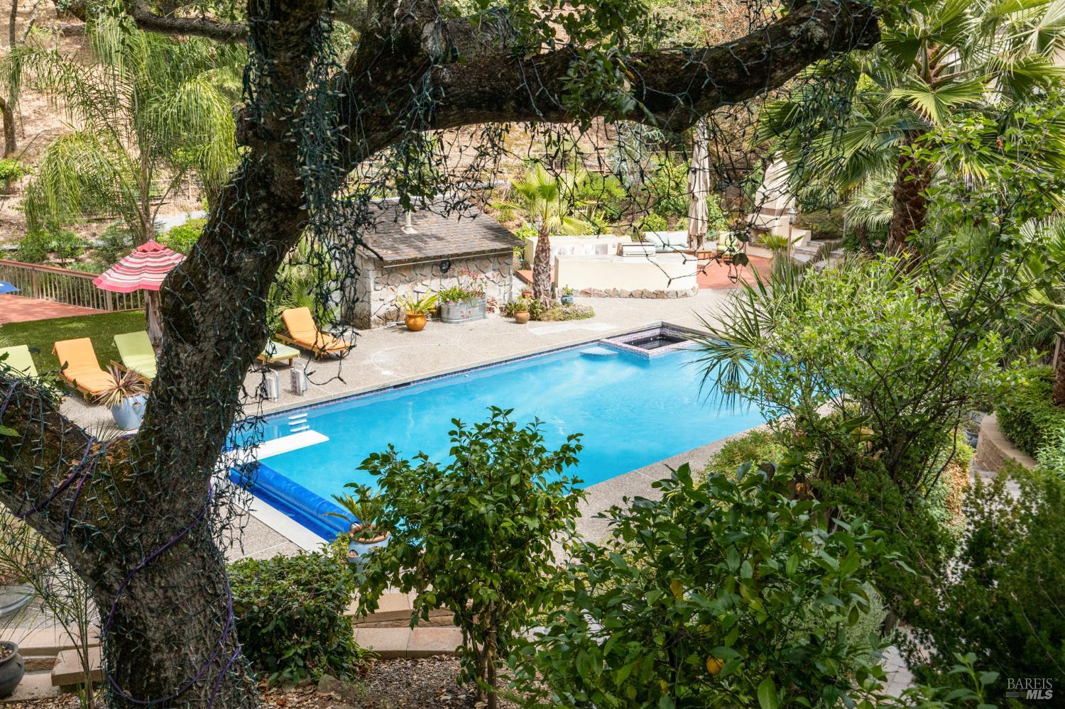 37 Carnoustie Drive Novato CA 94949