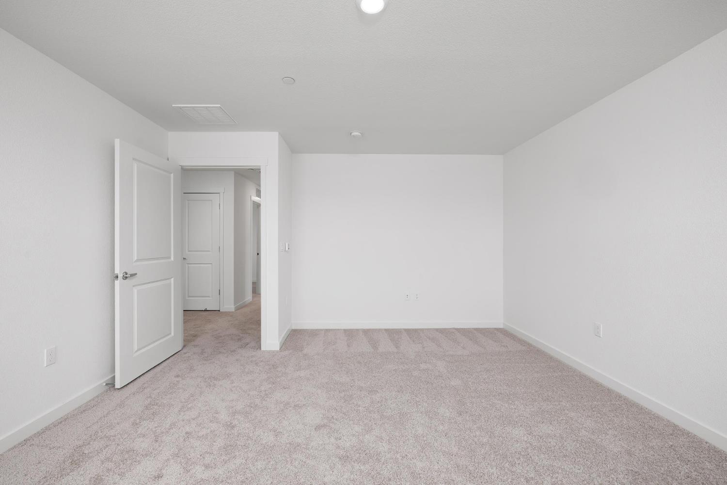 812 Helmsley Lane Patterson CA 95363